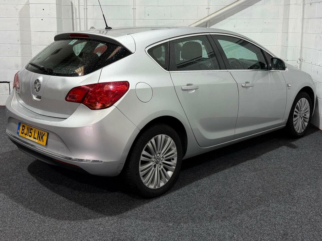 Vauxhall Astra 1.4 16V Excite Euro 5 BJ15LNK Silver #6