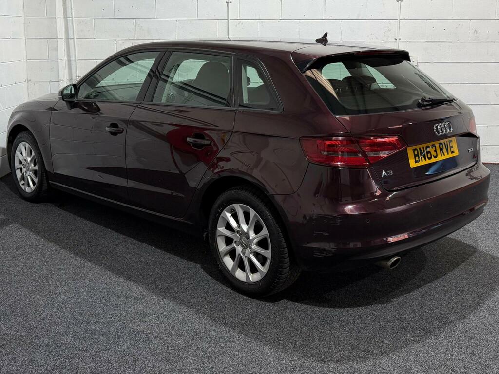 Audi A3 1.6 Tdi Se Sportback Euro 5 Ss BN63RVE Red #4