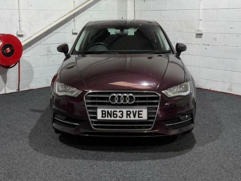 Audi A3 1.6 Tdi Se Sportback Euro 5 Ss BN63RVE Red #2