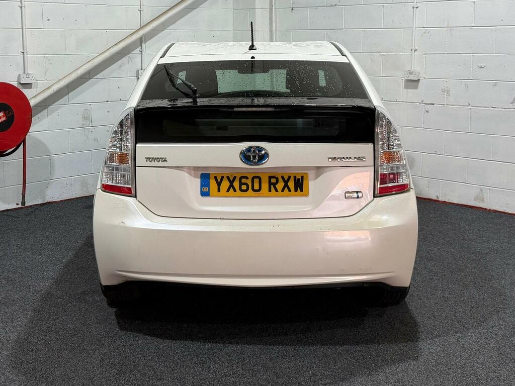 Toyota Prius 1.8 Vvt-h T3 Cvt Euro 5 Ss YX60RXW White #5