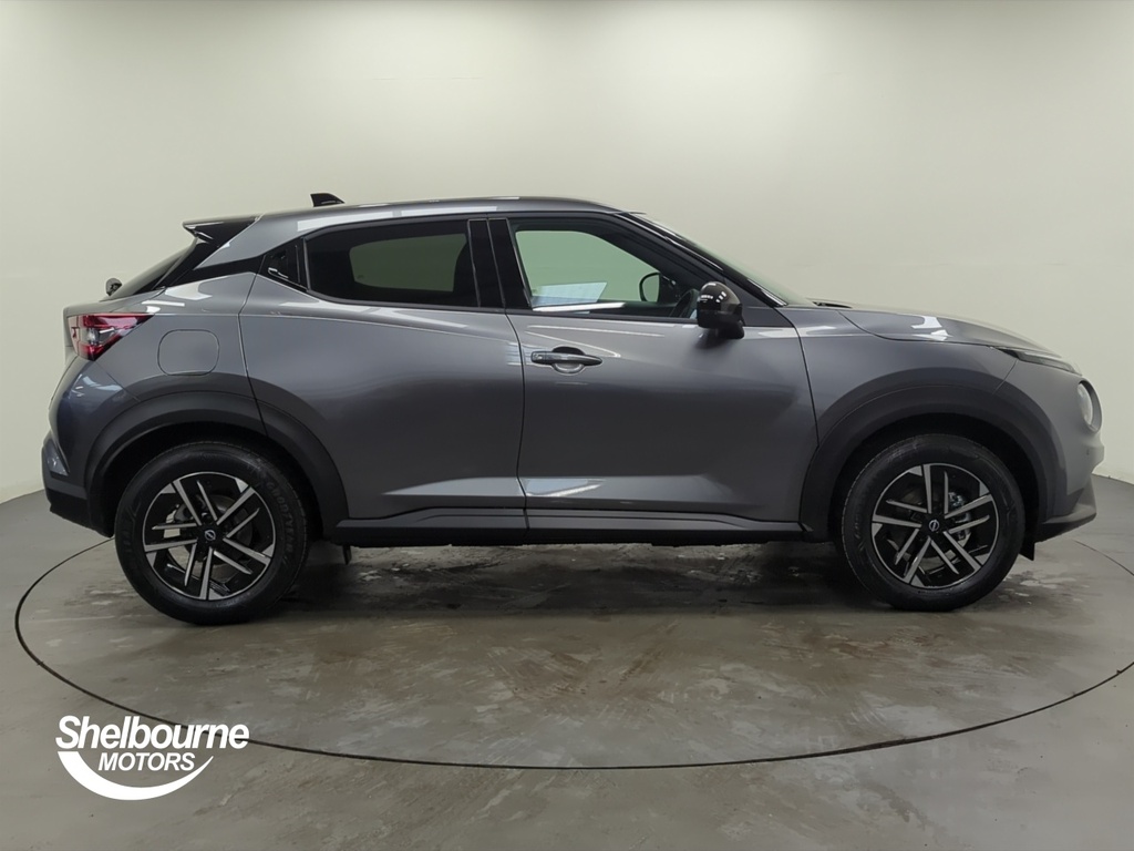Nissan Juke Juke 1.0 Dig-t N-connecta Dct Hatchback Grey #3