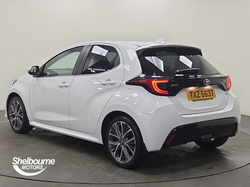 Toyota Yaris Yaris Excel 1.5 Hybrid TXZ6637 White #2