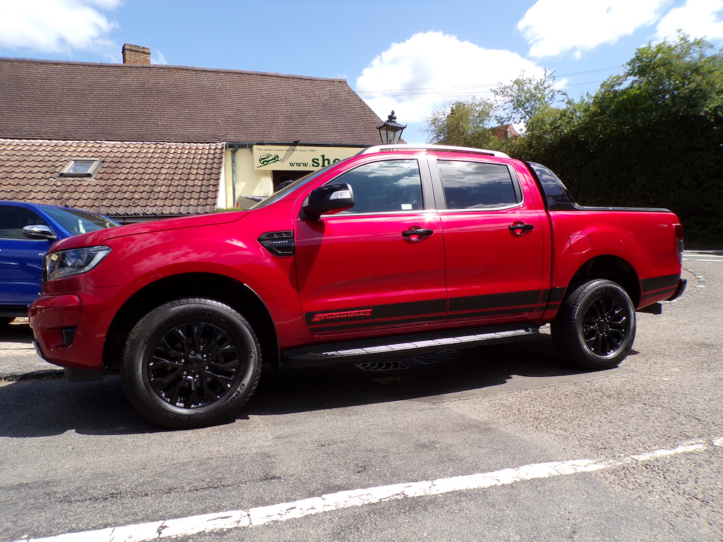 Ford Ranger 2.0 Ecoblue Stormtrak Pickup Double Cab KN23HNV Red #2