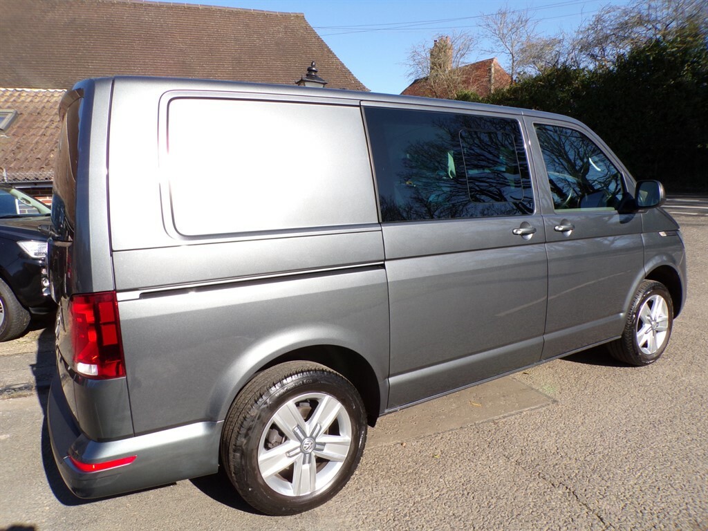 Volkswagen Transporter 2.0 Tdi 150 T32 Highline Combi Van Manu Grey #4