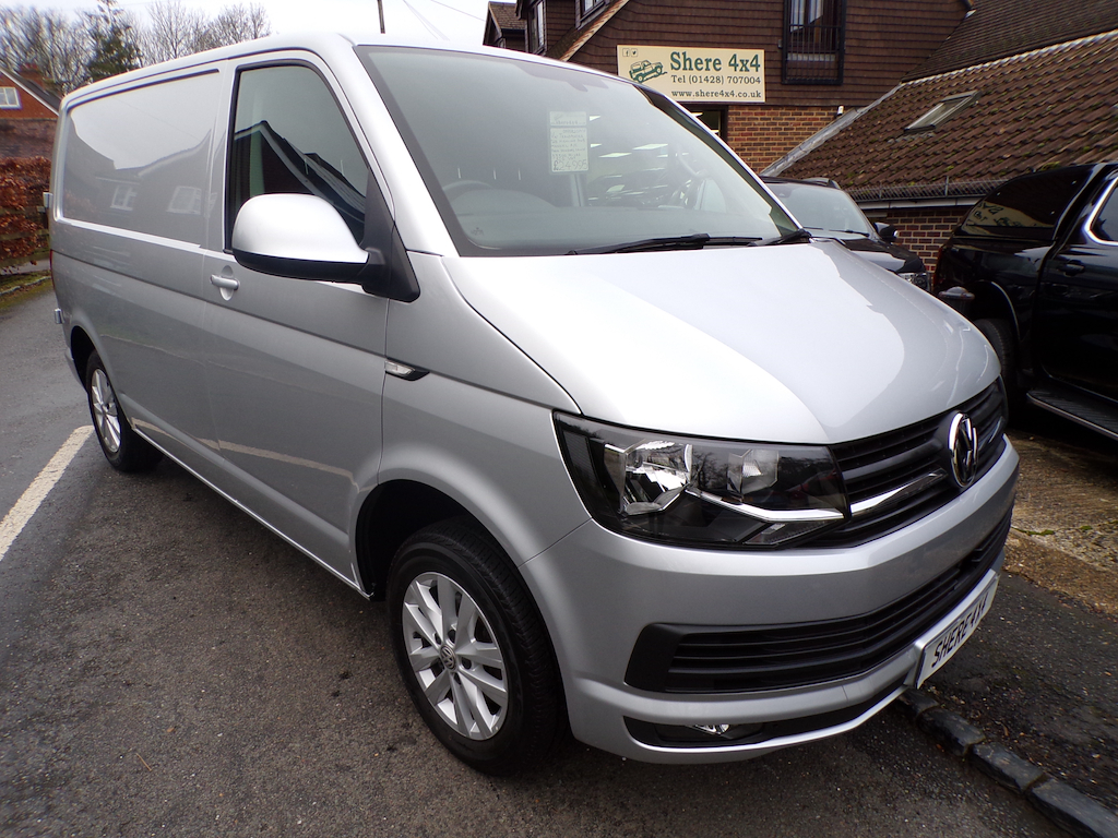 Volkswagen Transporter 2.0 Tdi T28 Bluemotion Tech Highline Panel Van Silver
