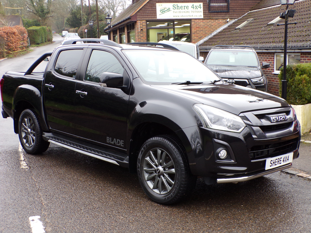 Isuzu D-Max 1.9 Td Blade Pickup Double Cab Black