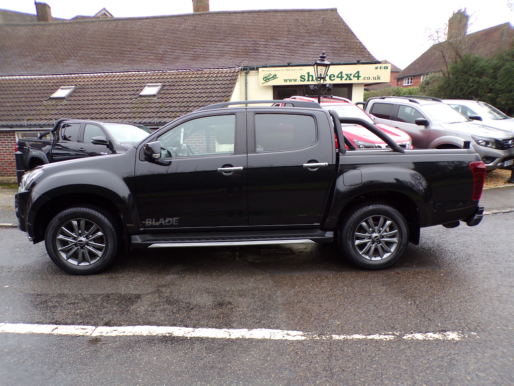Isuzu D-Max 1.9 Td Blade Pickup Double Cab Black #5