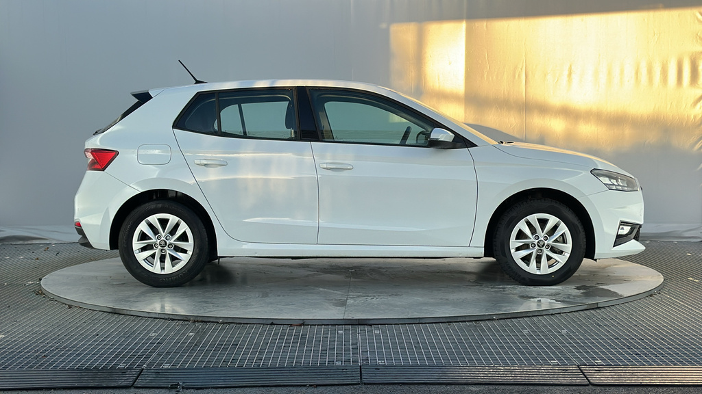 Skoda Fabia 1.0 Tsi Se Edition Hatchback Eur DG25BDU White #5