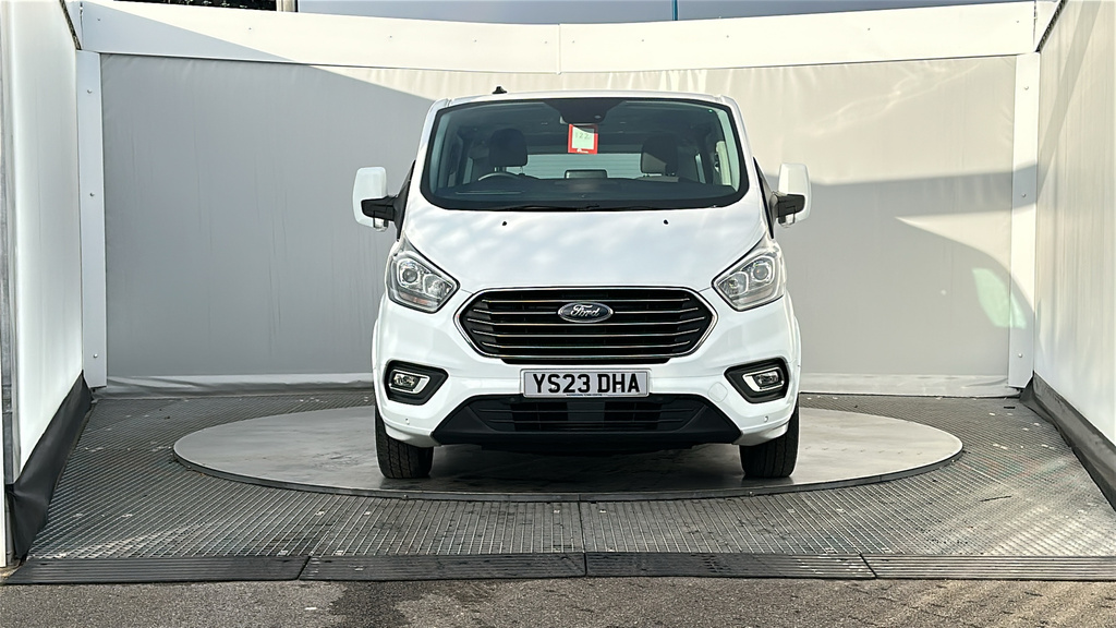 Ford Tourneo Custom 2.0 320 Ecoblue Titanium Minibus Double Cab Di White #3