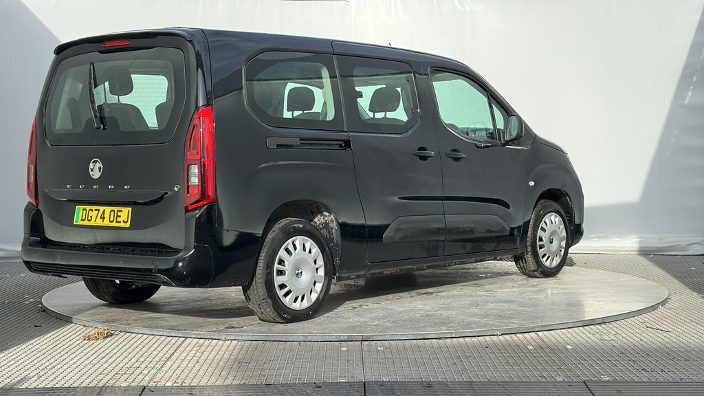 Vauxhall Combo-e Life 52Kwh Design XL Mpv 7.4Kw Charg DG74OEJ Black #6