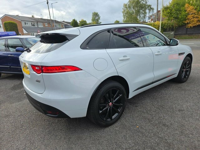 Jaguar F-Pace D180 Chequered Flag Suv BN69XHG White #3