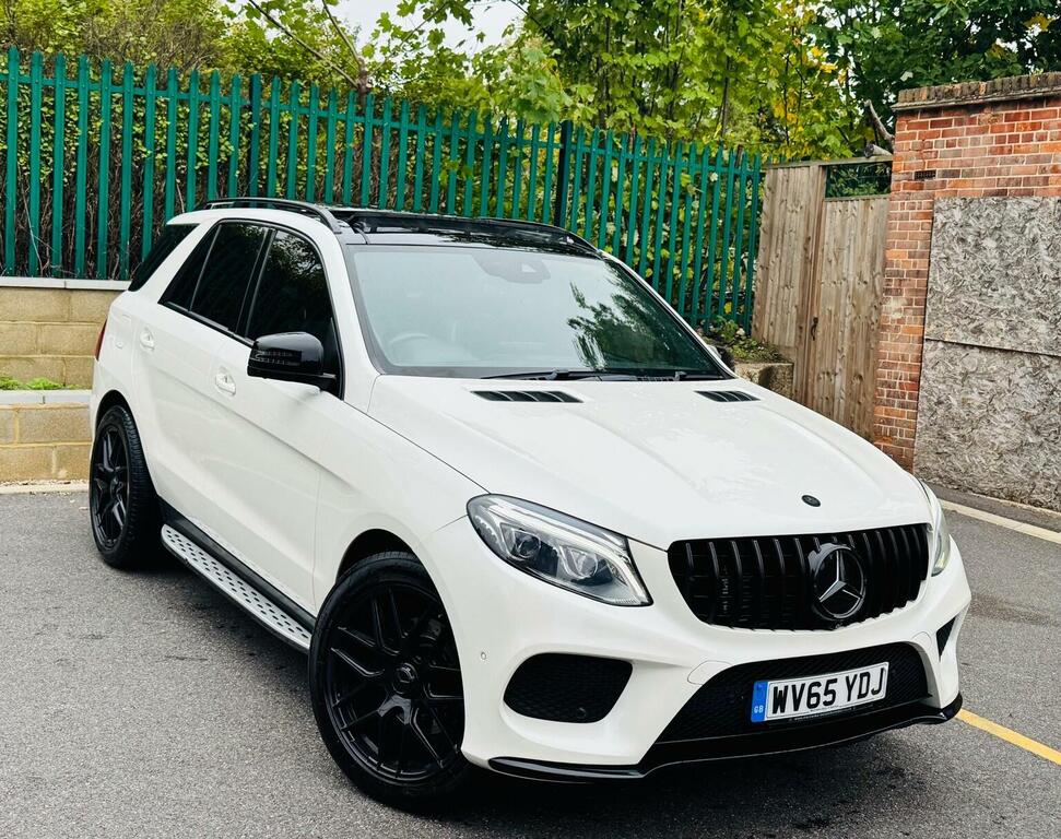 Mercedes-Benz GLE Class 3.0 Gle350d V6 Amg Line Premium G-tronic 4Matic White