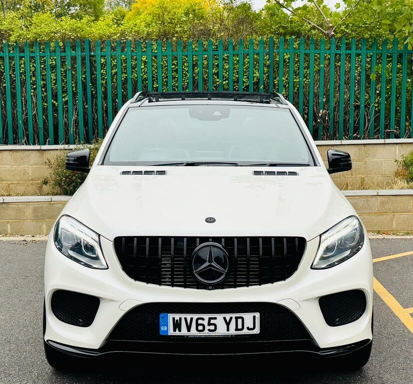 Mercedes-Benz GLE Class 3.0 Gle350d V6 Amg Line Premium G-tronic 4Matic White #3