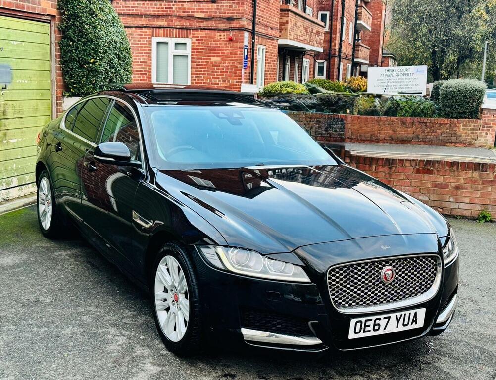 Jaguar XF 2.0D Portfolio Awd Euro 6 Ss OE67YUA Black #2