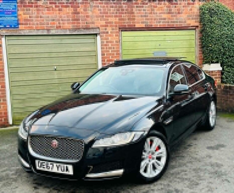 Jaguar XF 2.0D Portfolio Awd Euro 6 Ss OE67YUA Black #5