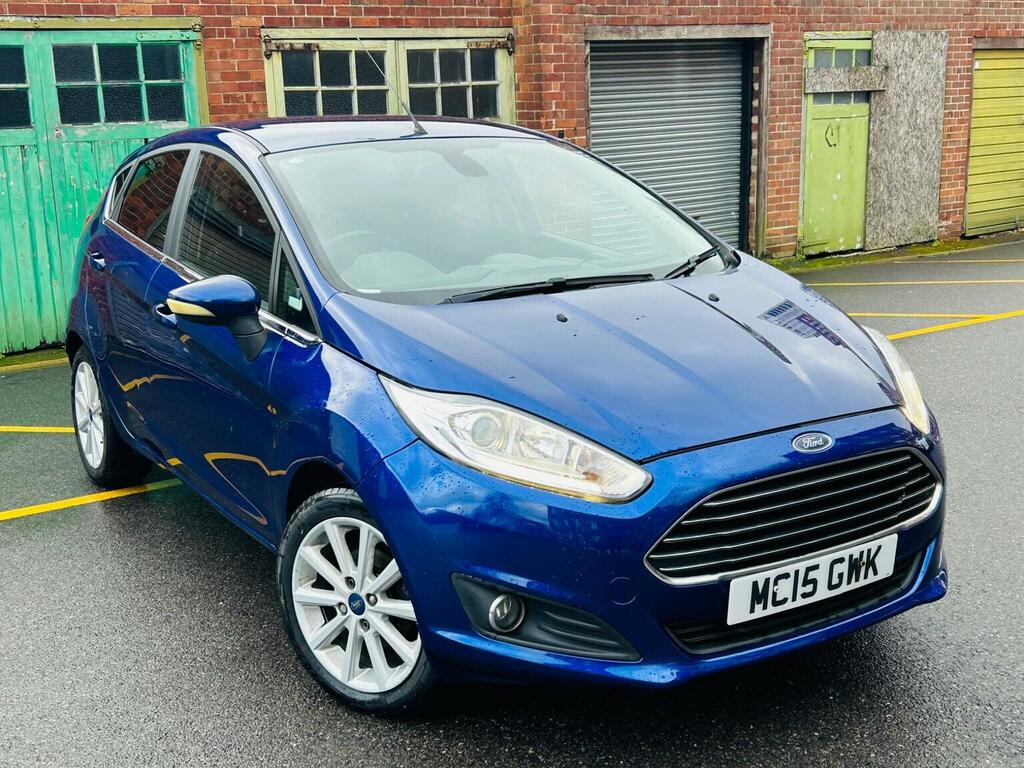 Ford Fiesta 1.6 Titanium Powershift Euro 6 Blue