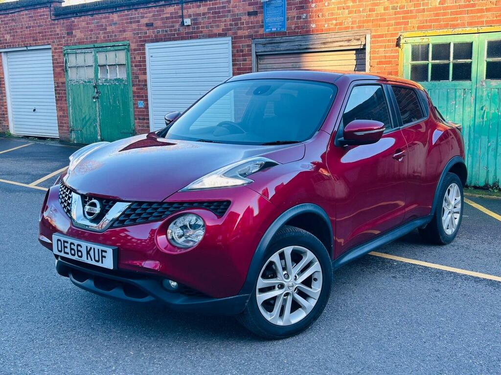 Nissan Juke 1.6 N-connecta Xtron Euro 6 OE66KUF Red #5