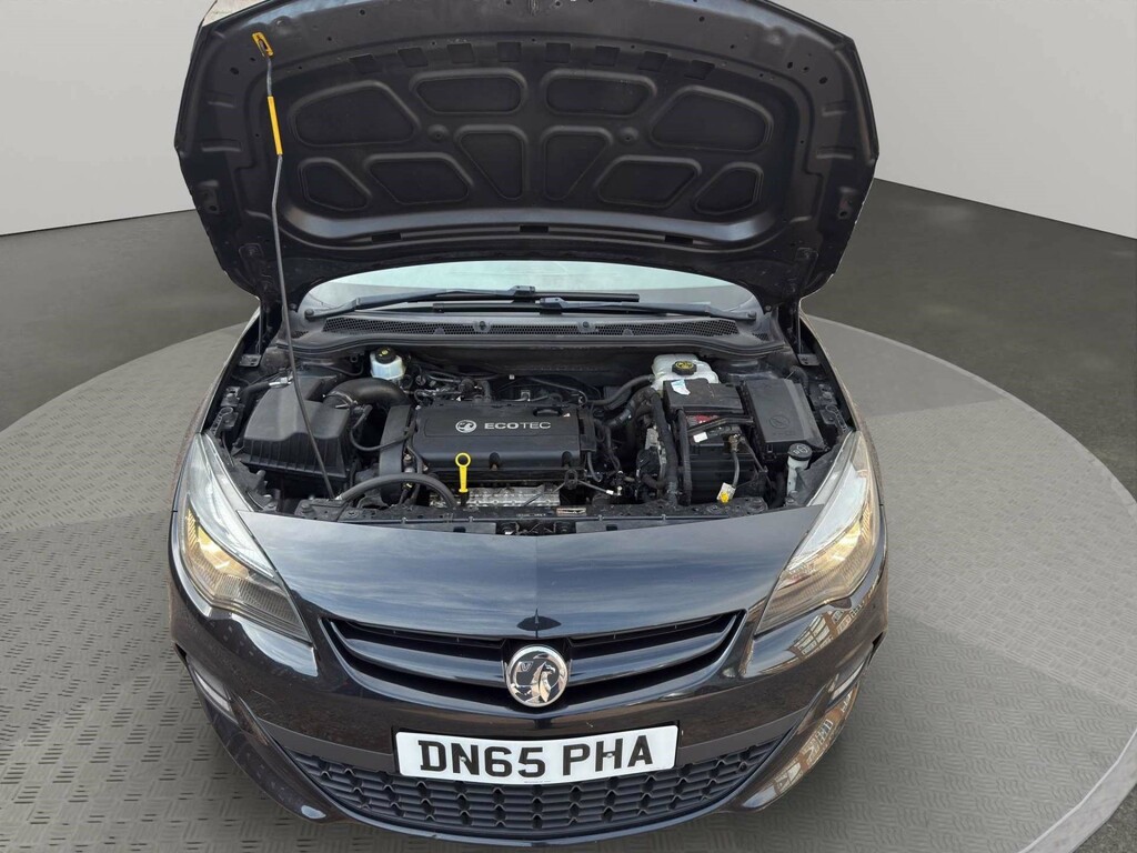 Vauxhall Astra Limited Edition Euro 6 DN65PHA  #2