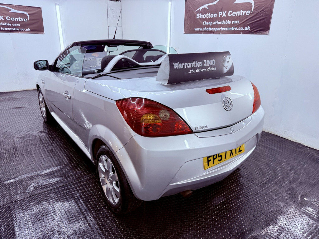 Vauxhall Tigra Convertible 1.4 I 16V 200757 Red #22