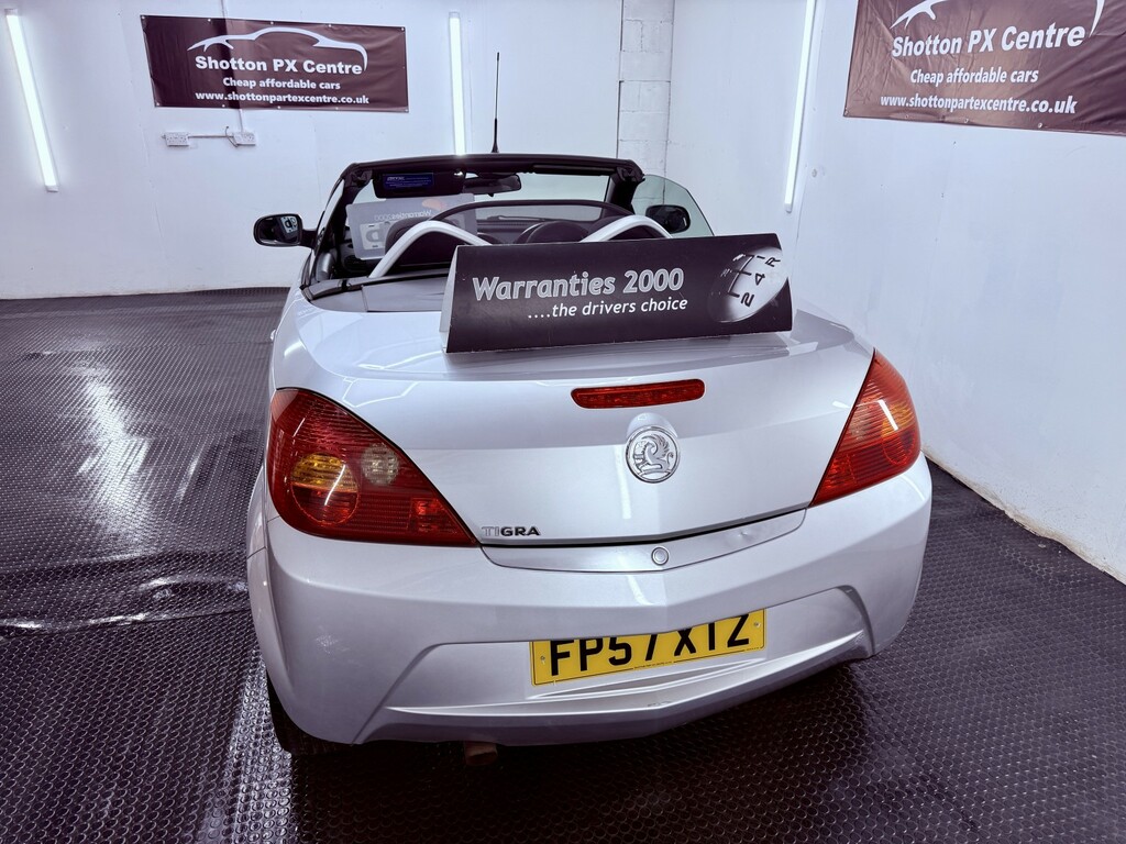 Vauxhall Tigra Convertible 1.4 I 16V 200757 Red #5