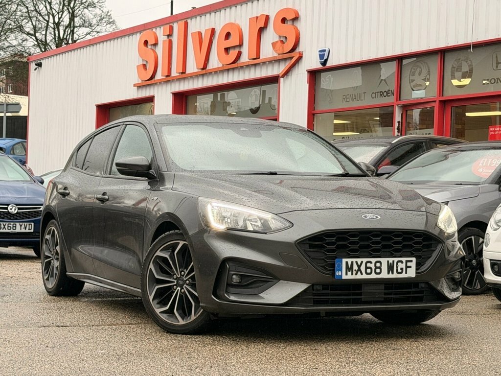 Ford Focus 1L St-line X Grey