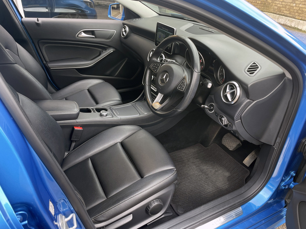 Mercedes-Benz A Class A180 Sport 1.6 KM16YYV #5