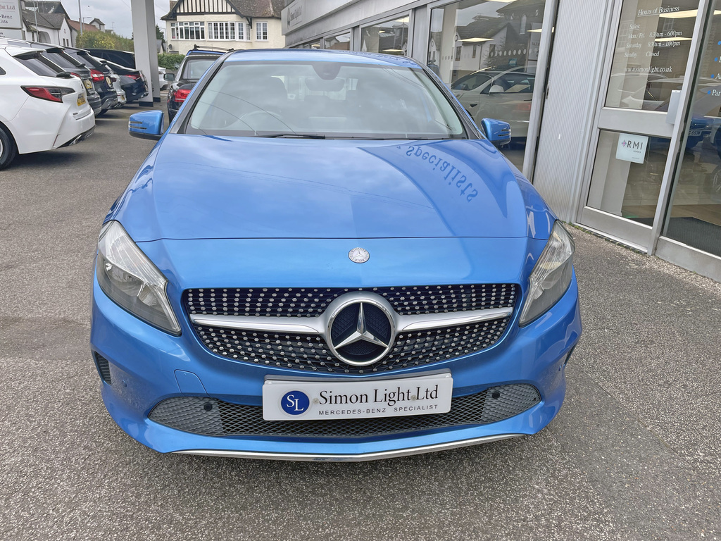 Mercedes-Benz A Class A180 Sport 1.6 KM16YYV #2