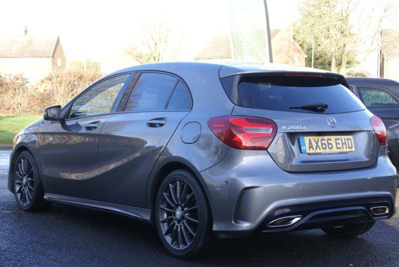 Mercedes-Benz A Class A200d Amg Line Premium - 2017 66 AX66EHD Grey #4