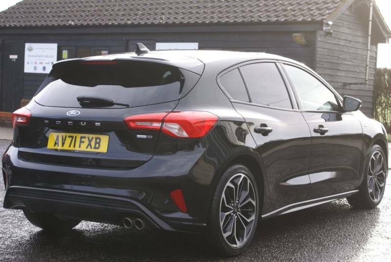 Ford Focus 1.0 Ecoboost Hybrid Mhev 125 St-line X Edition AV71FXB Black #4