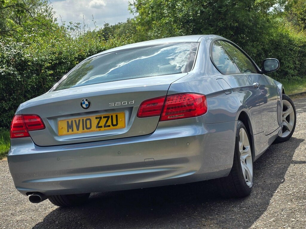 BMW 3 Series 2.0 320D Se Steptronic Euro 5 Blue #3