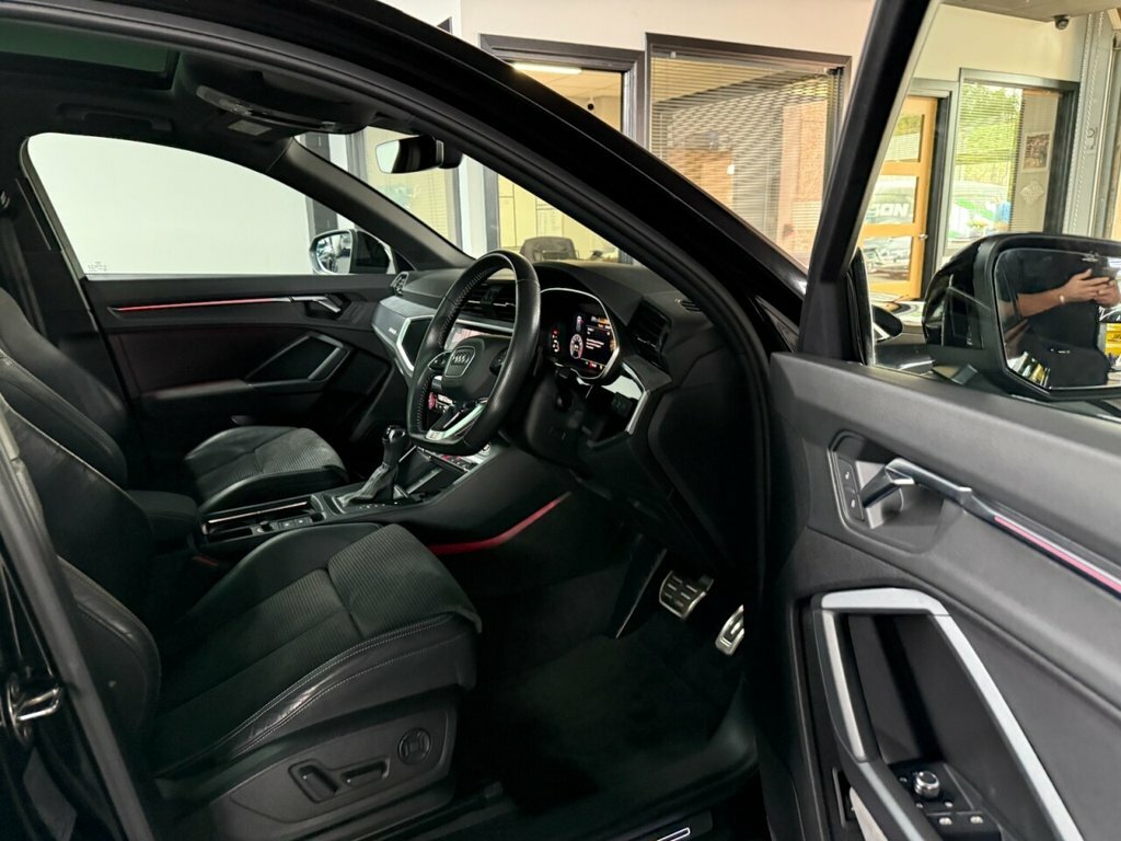 Audi Q3 Suv KP70SRZ Black #2