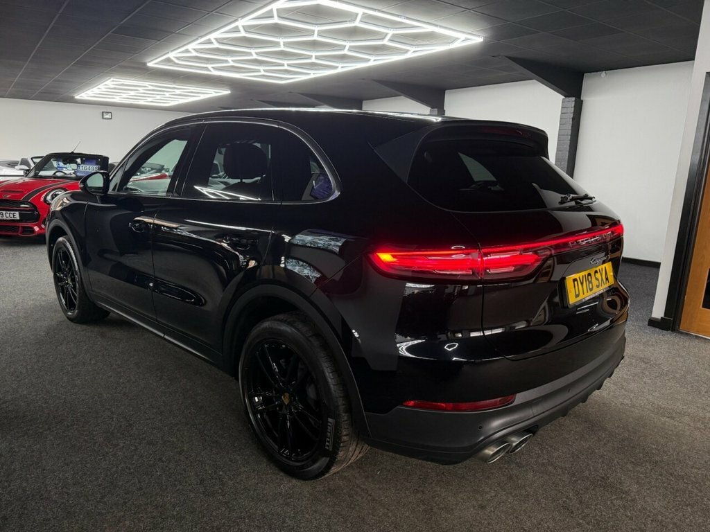 Porsche Cayenne 2.9L S Black #4