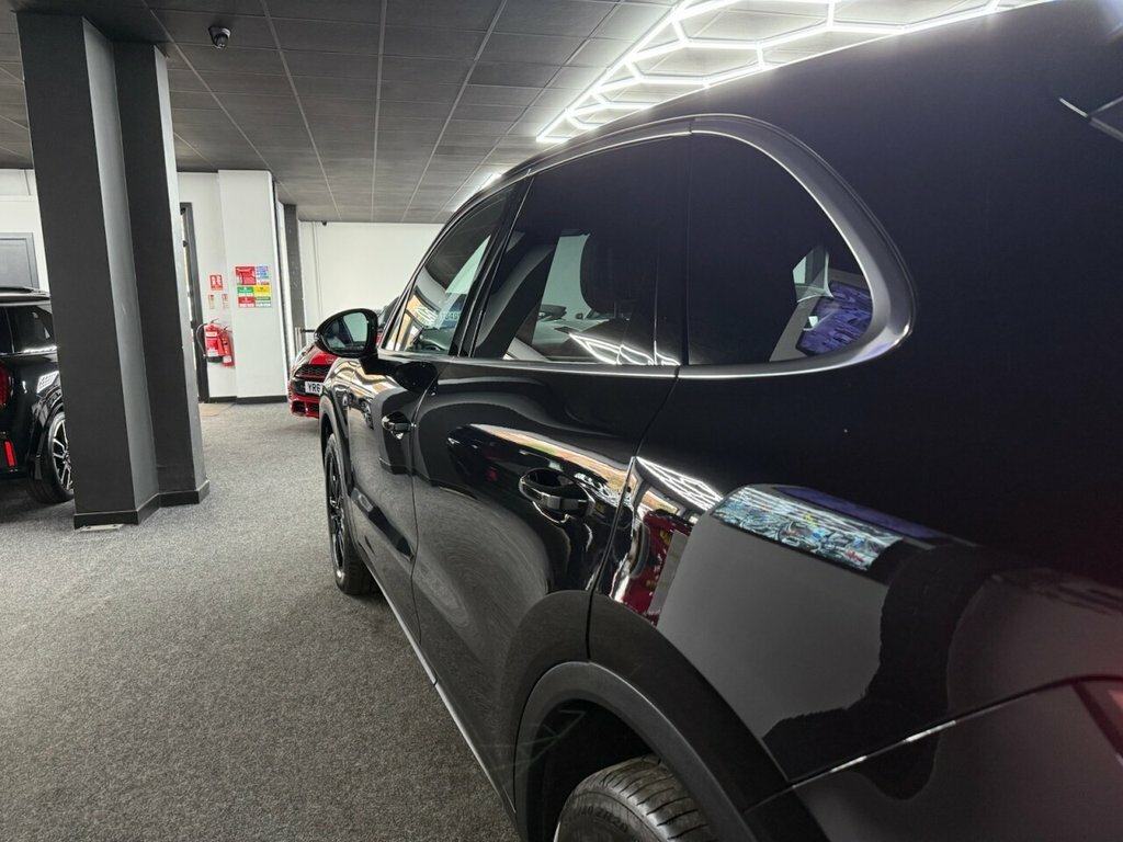 Porsche Cayenne 2.9L S Black #5
