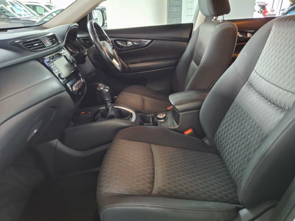 Nissan X-Trail 1.7L N-connecta SJ19ZSD Silver #2