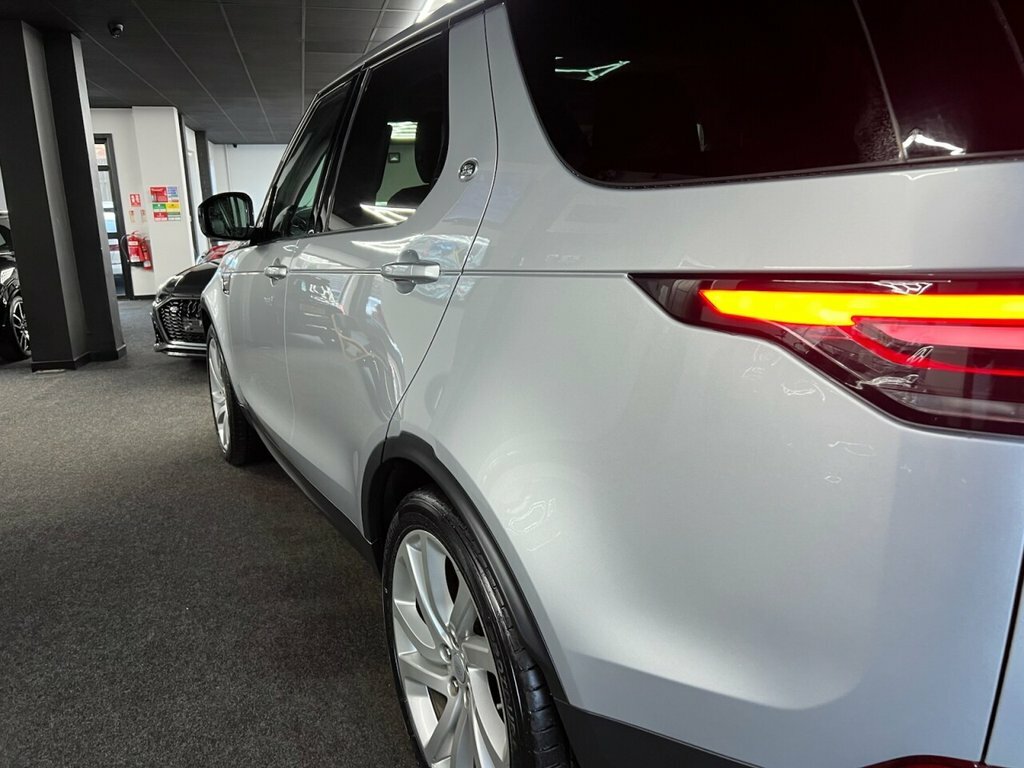 Land Rover Discovery 3L Anniversary Edition YF19YHE Silver #6