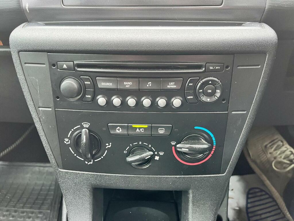 Citroen C4 C4 Exclusive White #22