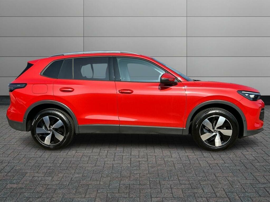 Volkswagen Tiguan 1.5 Etsi Mhev Match Dsg Euro 6 Ss CV74OKP Red #5