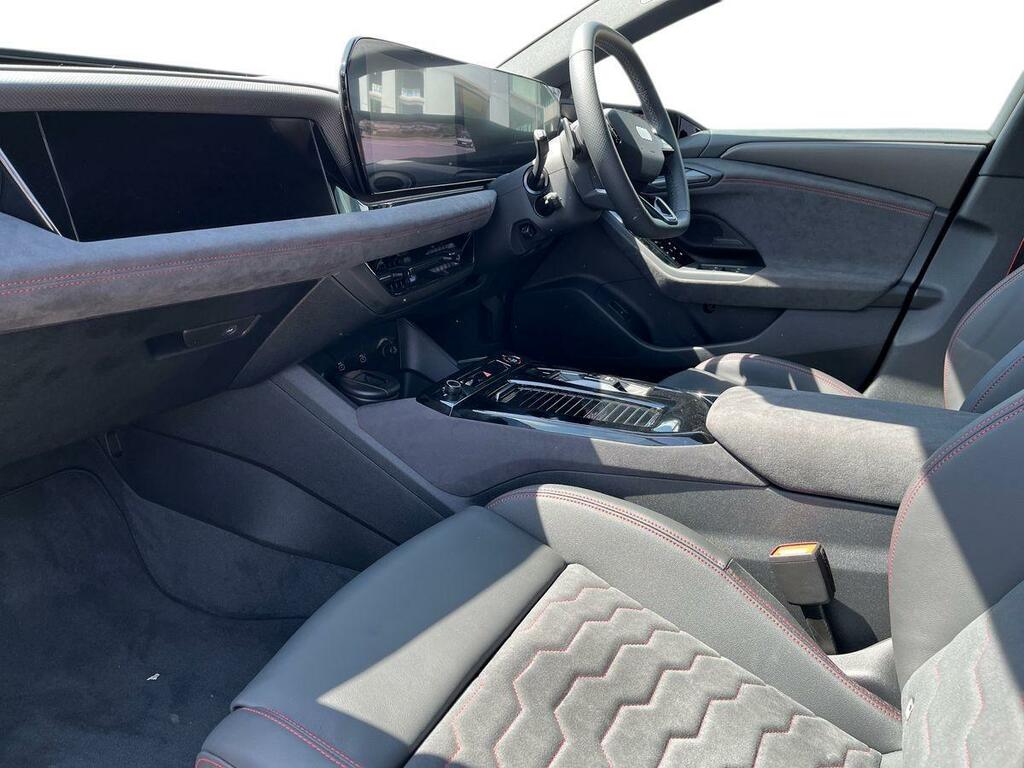 Audi S6 Avant Launch Edition E-tron 37000 Kw Black #3