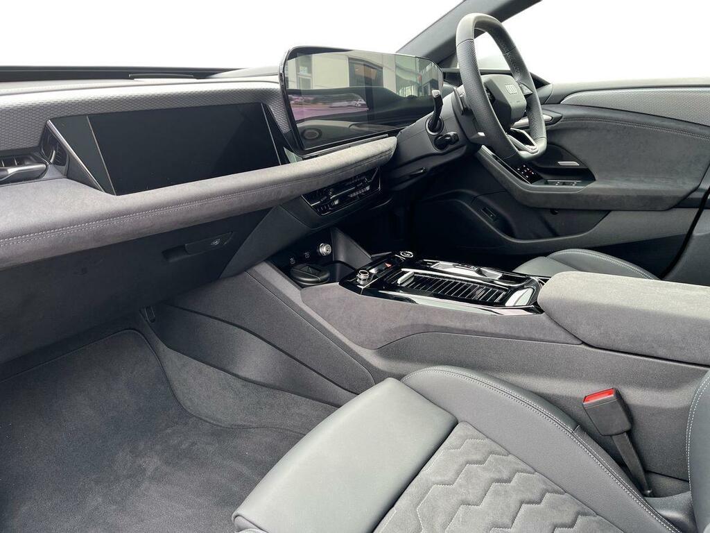 Audi A6 Avant Avant Launch Edition E-tron Performance 27000 Kw CP74DUY Blue #3