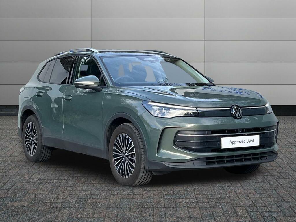 Volkswagen Tiguan 1.5 Etsi 150 Match Dsg Winter Packdriver As CU75LPA Green