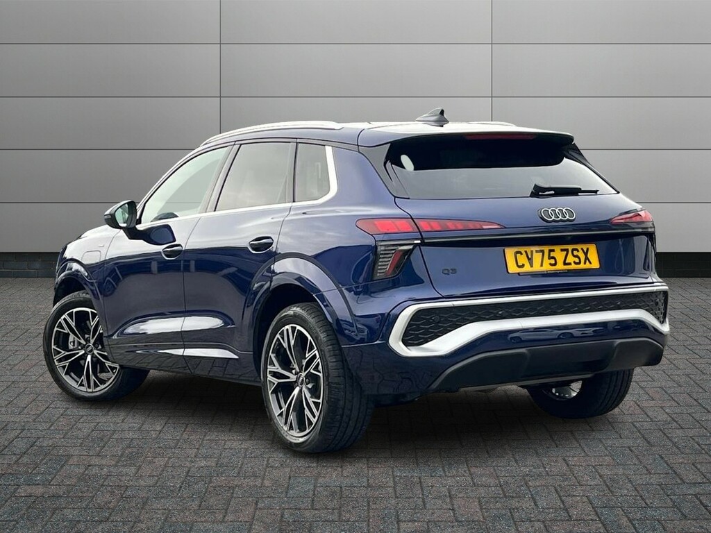 Audi Q3 1.5 E-hybrid S Line S Tronic Euro 6 Ss 26Kw CV75ZSX Blue #2