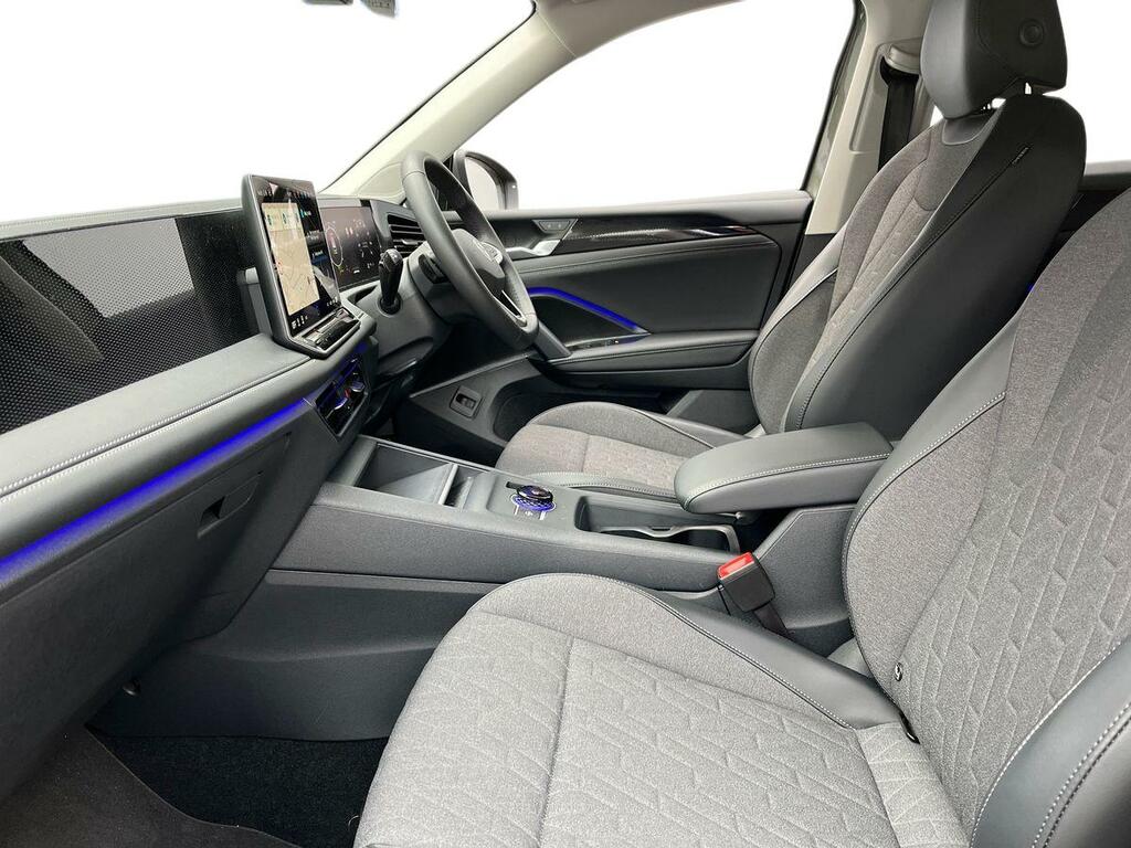 Volkswagen Tiguan 1.5 Etsi Mhev Match Dsg Euro 6 Ss CV75NFX Green #3