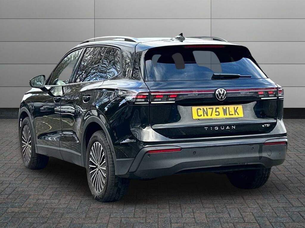 Volkswagen Tiguan 1.5 Etsi Mhev Match Dsg Euro 6 Ss CN75WLK Black #2