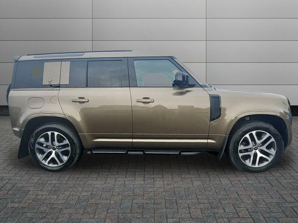 Land Rover Defender 110 3.0 D250 Xs Edition LJ74TZS #5