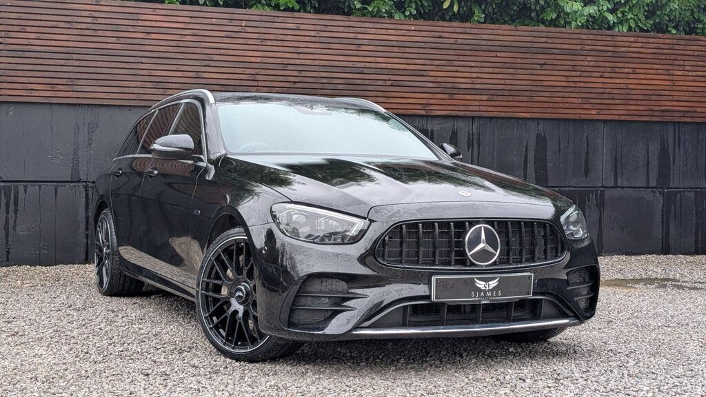 Mercedes-Benz E Class 2020 2.0 E300de 13.5Kwh Amg Line Estate Black #4