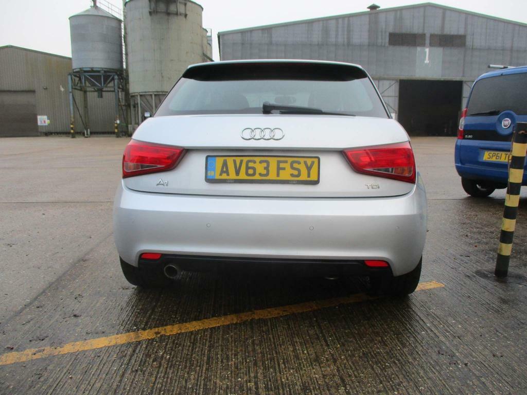 Audi A1 1.6 Tdi Plus AV63FSY Grey #3
