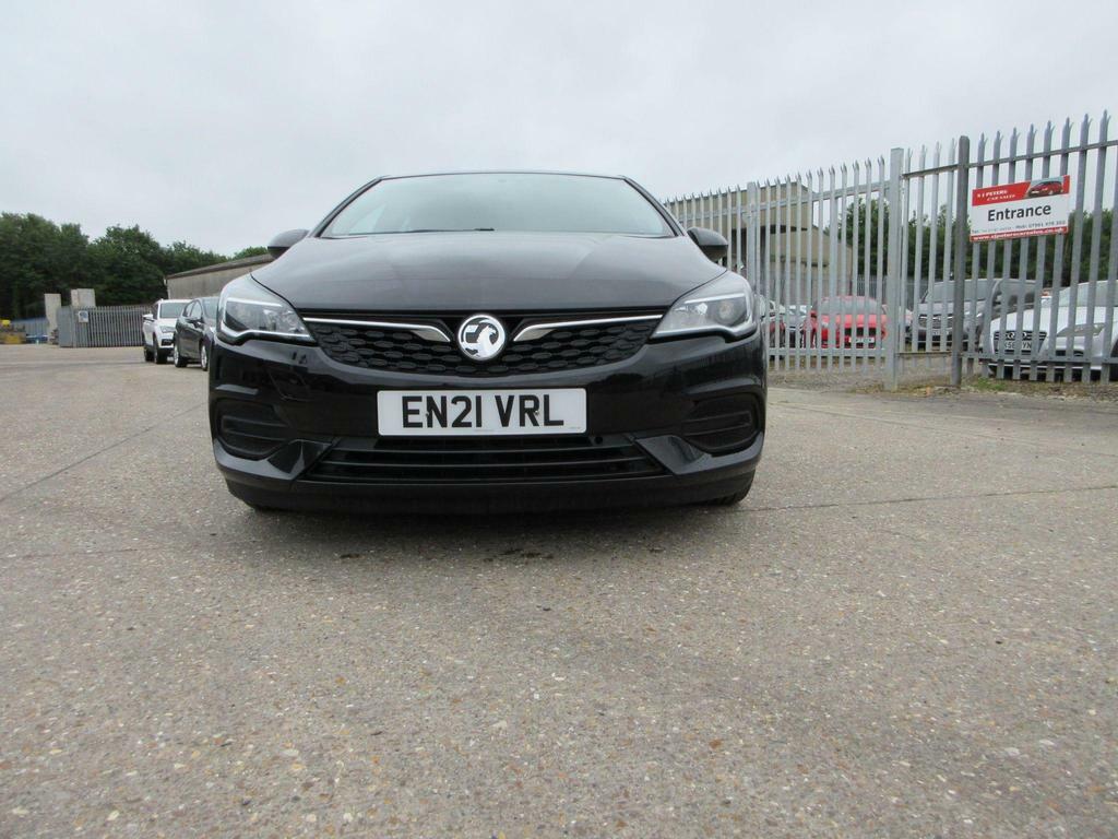 Vauxhall Astra 1.5 Turbo D Business Edition Nav Euro 6 S S EN21VRL Black #2
