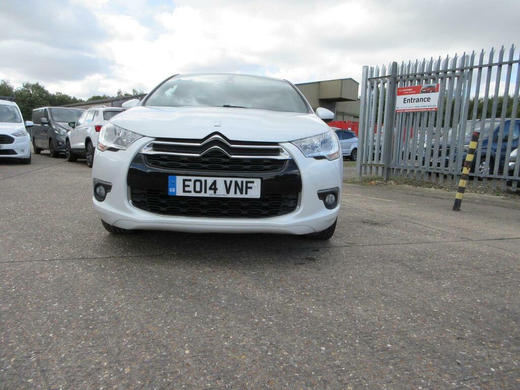 Citroen DS4 1.6 E-hdi Airdream Dstyle Egs6 Euro 5 S S White #2