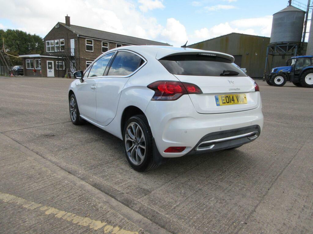 Citroen DS4 1.6 E-hdi Airdream Dstyle Egs6 Euro 5 S S White #5