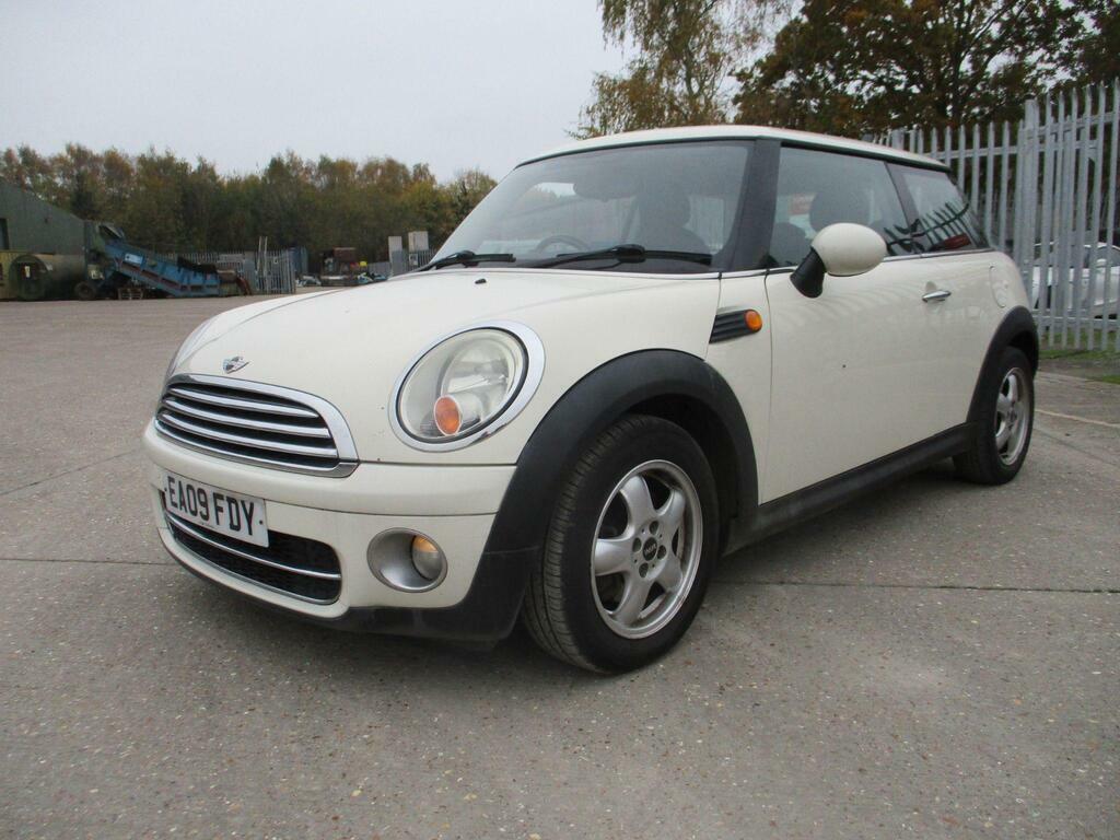 Mini Hatch 1.6 Cooper D Euro 4 White #6
